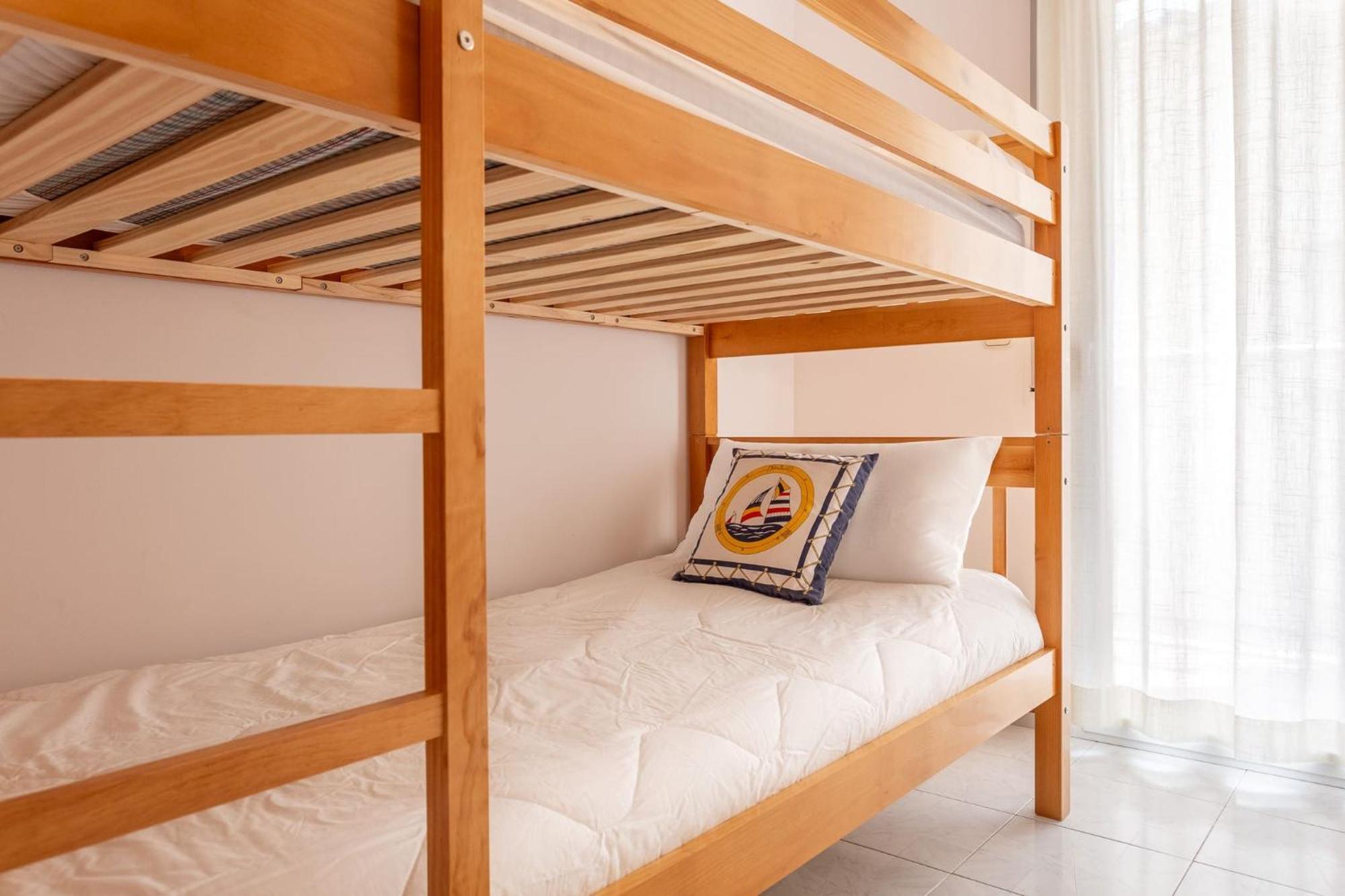 Apartamento El Capitan L' Escala Екстериор снимка